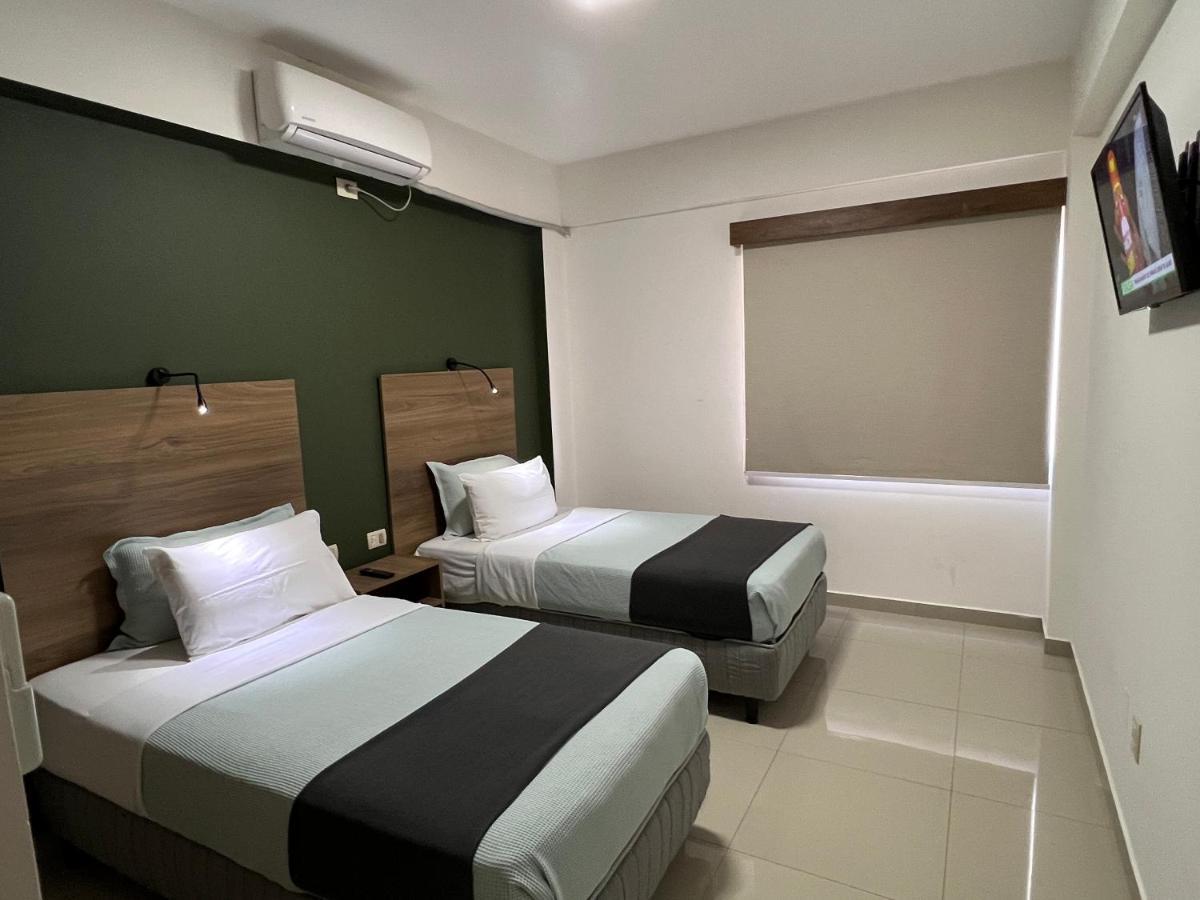 Pacifico Apart Hotel 산타 크루즈 드 라 시에라 외부 사진